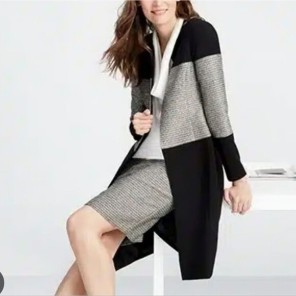 Calvin Klein black coat w/ gold & silver metallic beaded band, size 6 - Picture 7 of 13